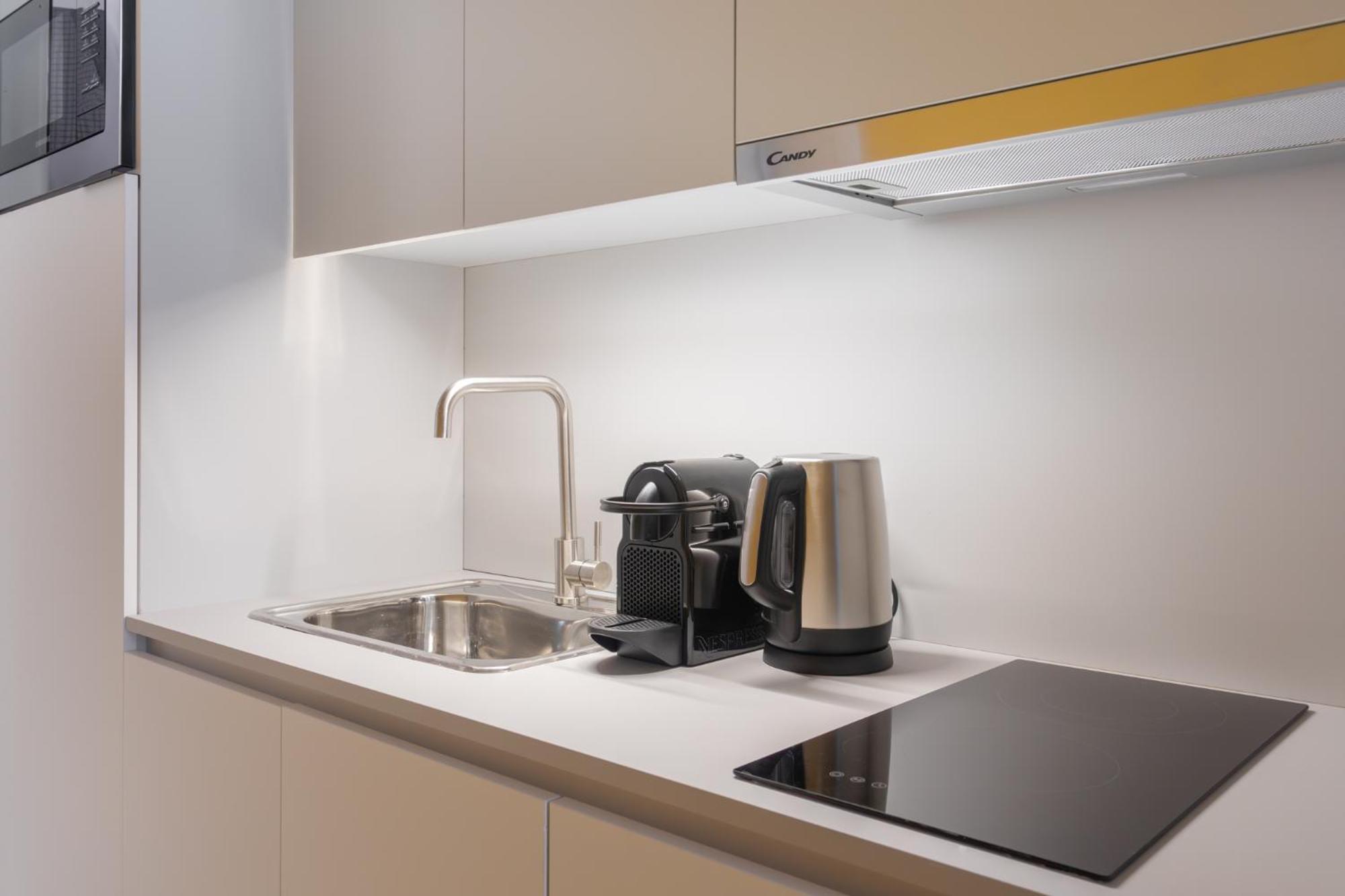 Mixt By Zoia Living Apartment Атина Екстериор снимка