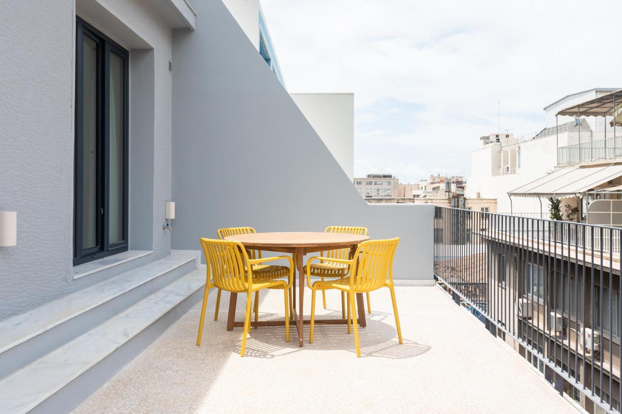 Mixt By Zoia Living Apartment Атина Екстериор снимка