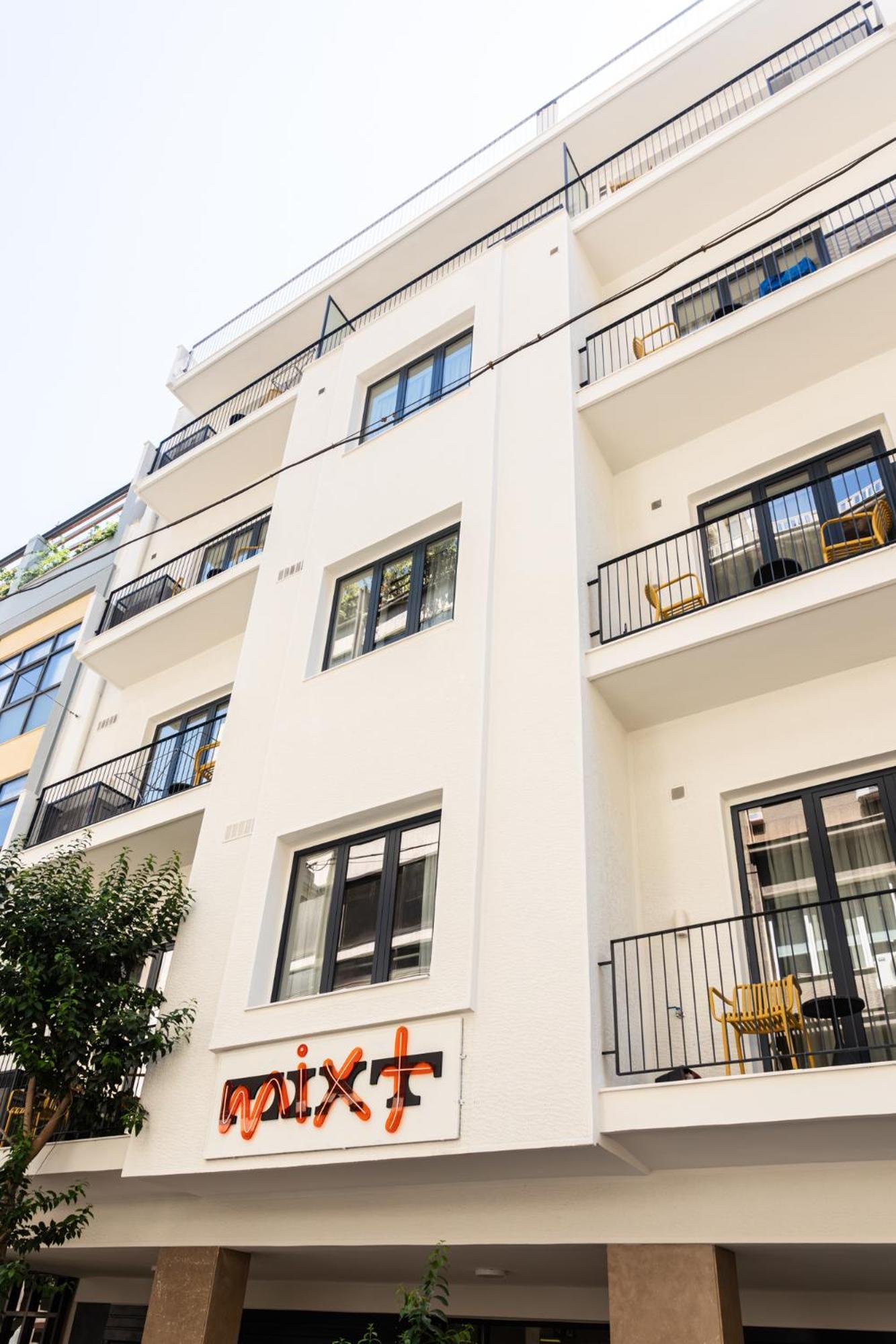 Mixt By Zoia Living Apartment Атина Екстериор снимка
